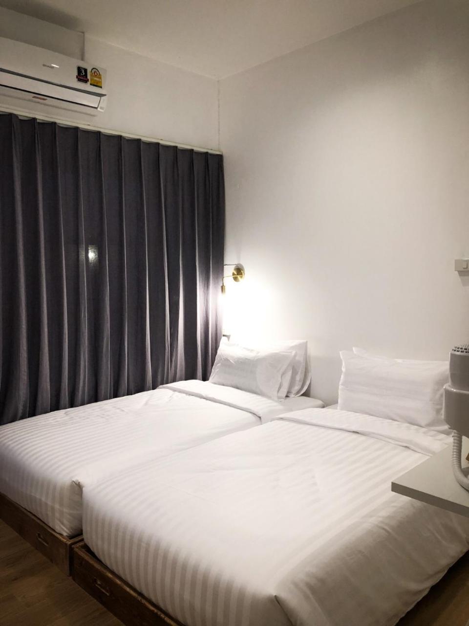 Ban Rub Lom Pool 3 Difference Holiday home *